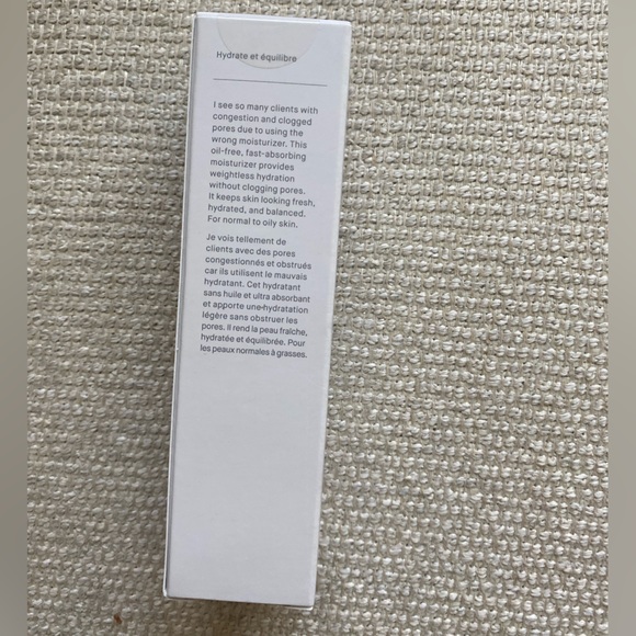 Shani Darden Weightless oil-free - Picture 3 of 6